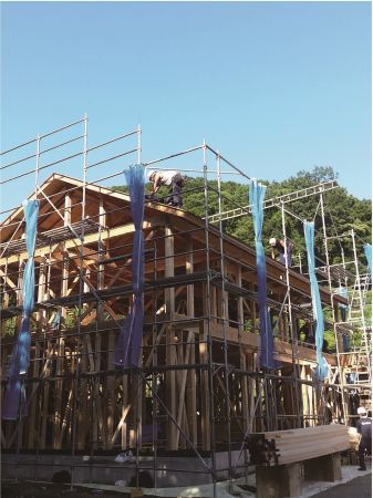 8月6日(日) 松田町K邸「山並みに調和する切妻の２世帯住宅」構造現場見学会