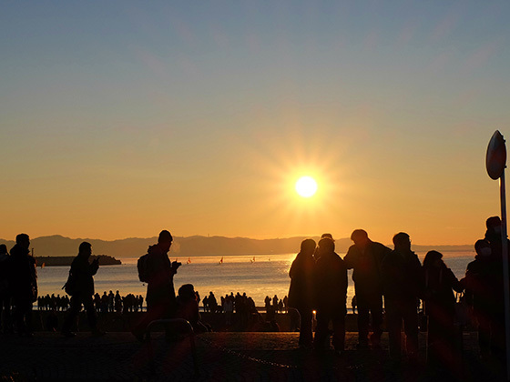 初日の出も初詣も！江ノ島で2018年の新年を楽しもう！！